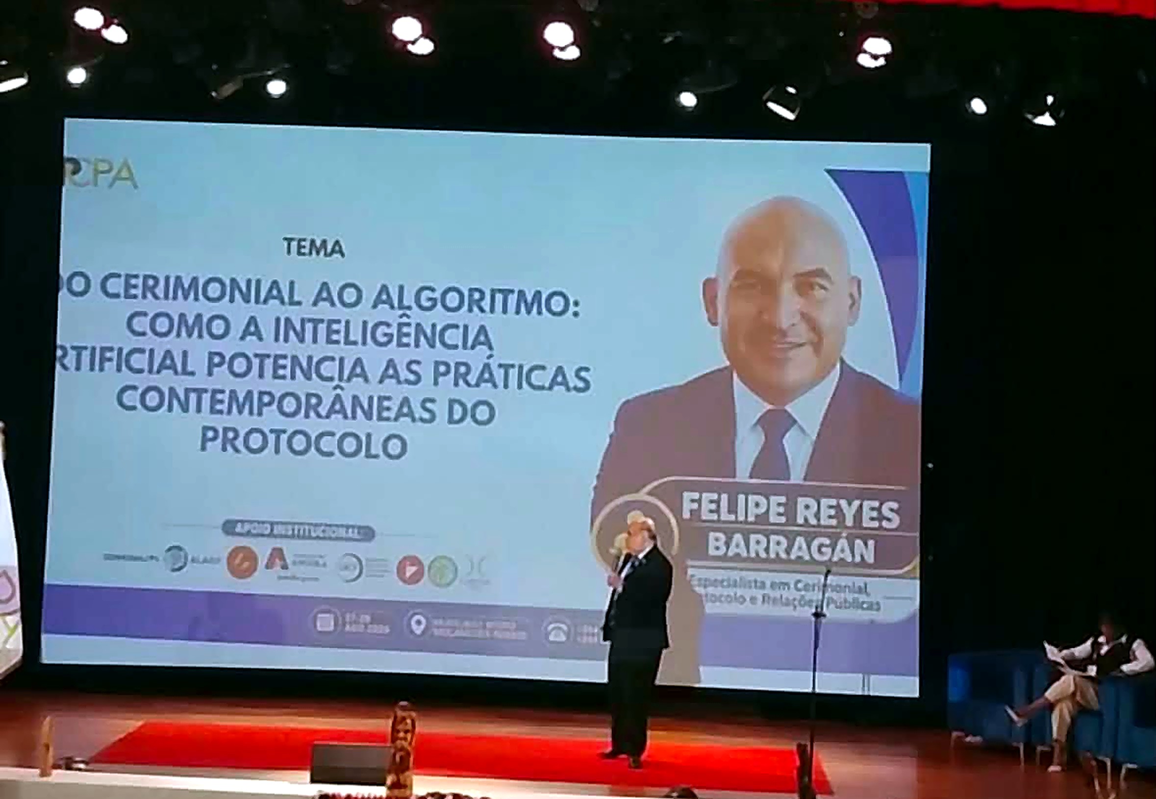 Conferencia en Namibe, Angola